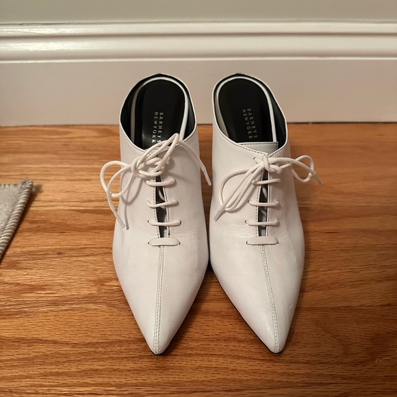 Barney’s Gena mule - Picture 1 of 5